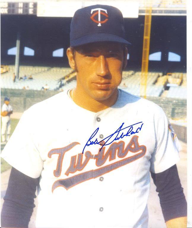 BOB GEBHARD MINNESOTA TWINS SIGNED 8X10 PHOTO W/COA