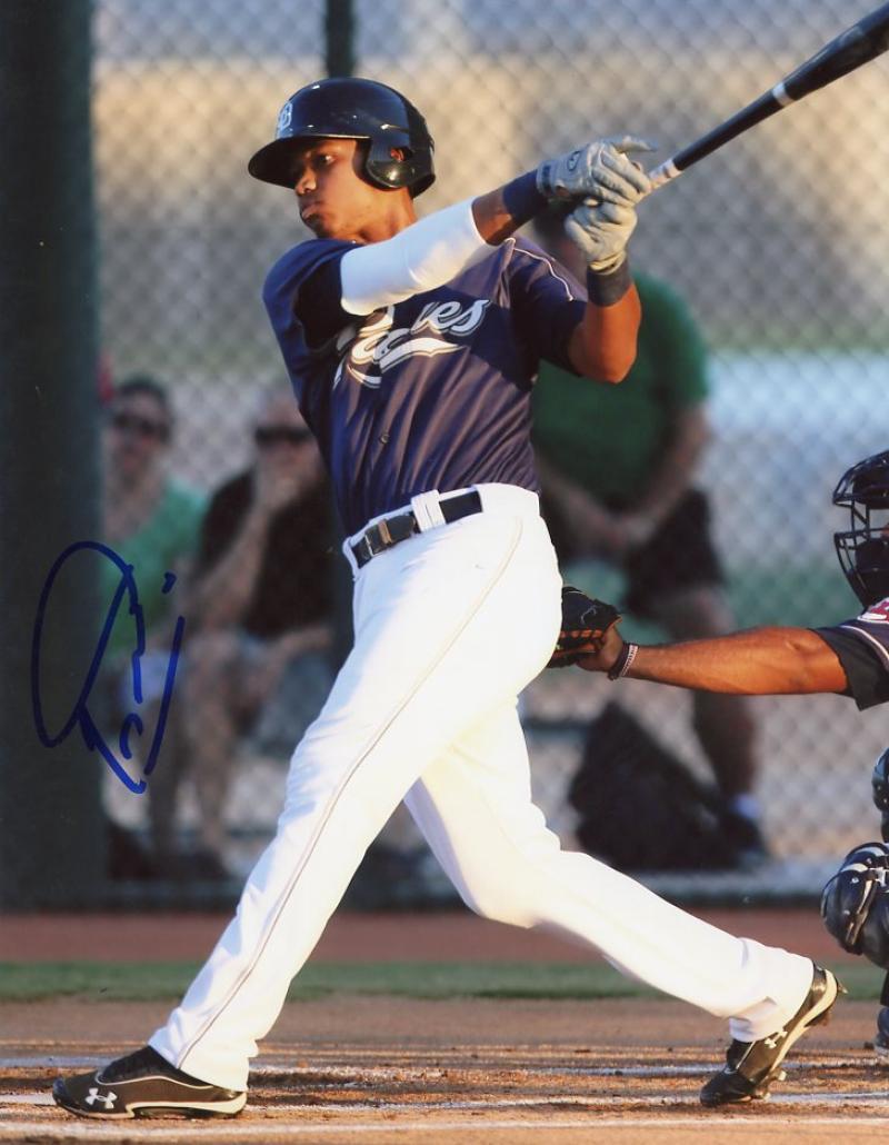 GABRIEL QUINTANA SAN DIEGO PADRES SIGNED AUTOGRAPHED  8X10 W/COA 
