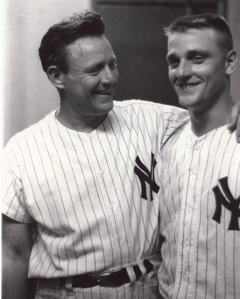 RALPH  HOUK  ROGER  MARIS  NEW YORK  YANKEES  UNSIGNED 8x10 PHOTO