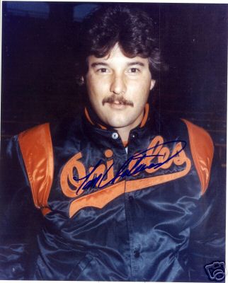 TOM  UNDERWOOD  BALTIMORE  ORIOLES  SIGNED 8X10