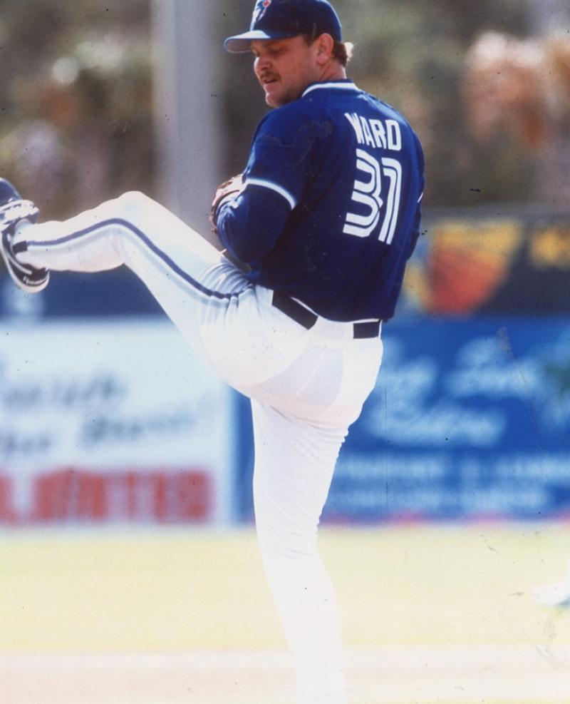 DUANE WARD TORONTO  BLUE JAYS   UNSIGNED 8X10