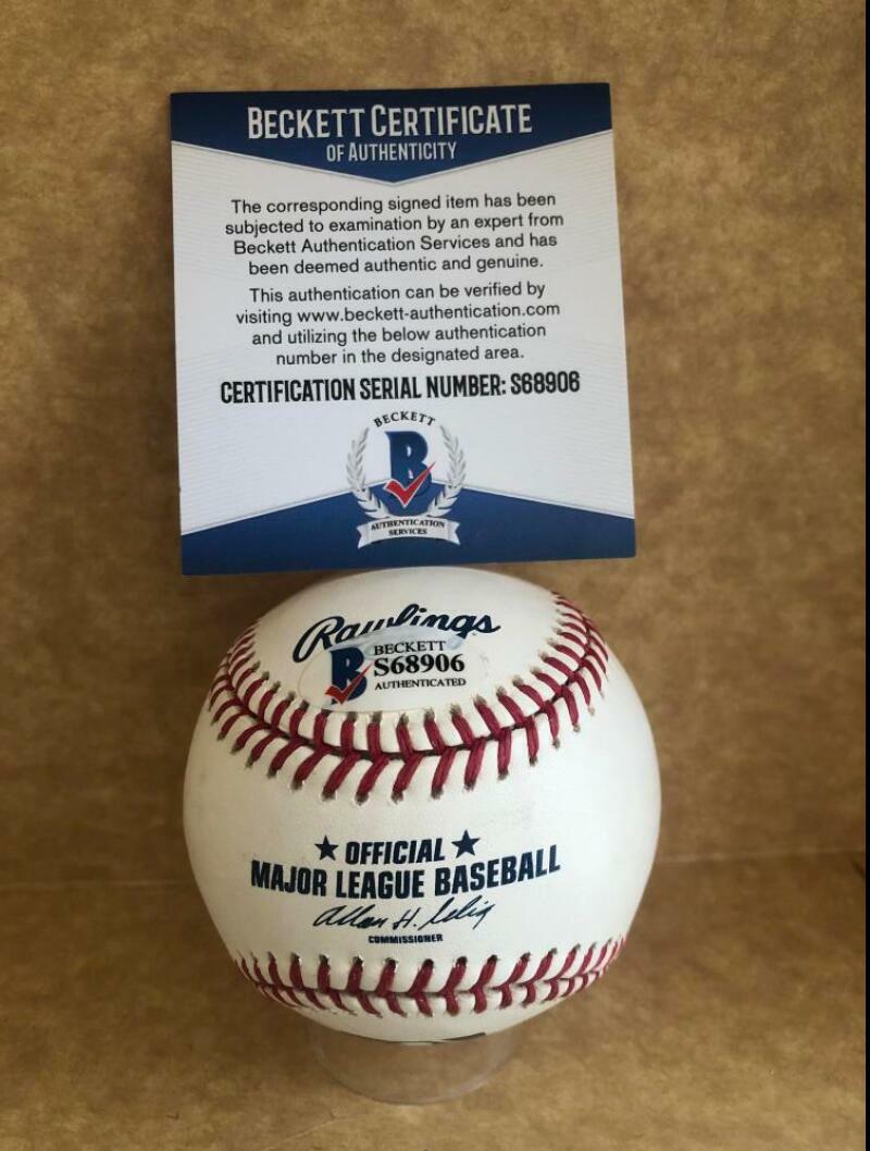 DANNY OZARK WORLD CHAMPS 1981 DODGERS SIGNED BASEBALL BECKETT S68906