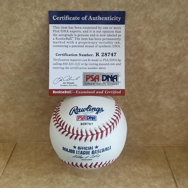 RAFAEL MONTERO ASTROS SIGNED AUTO M.L. BASEBALL PSA R28747