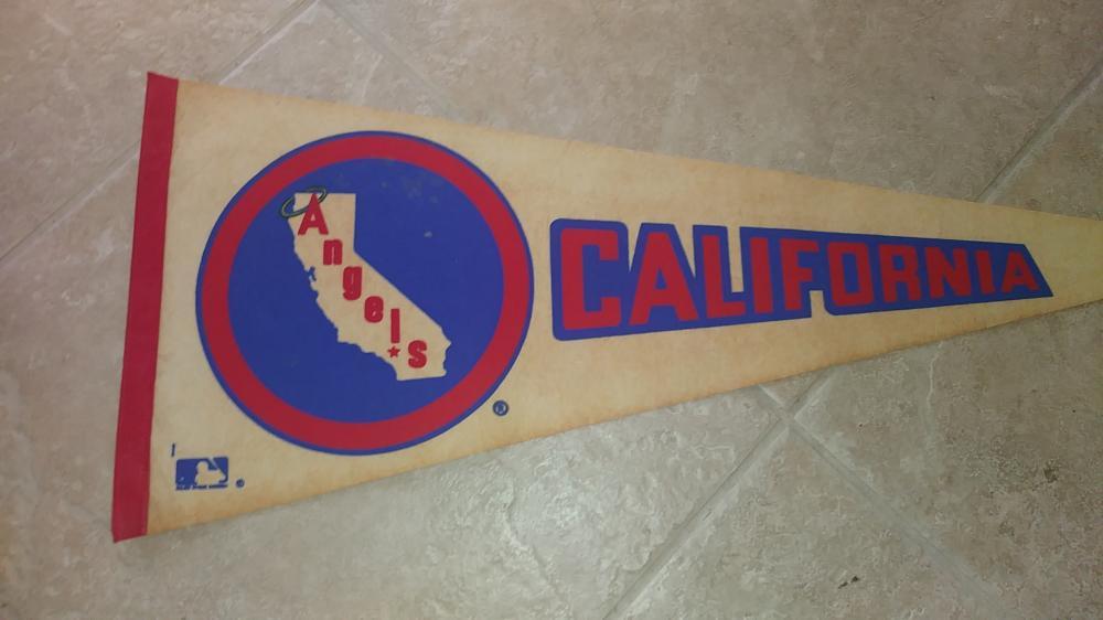 1969 CALIFORNIA ANGELS FULL SIZE PENNANT 
