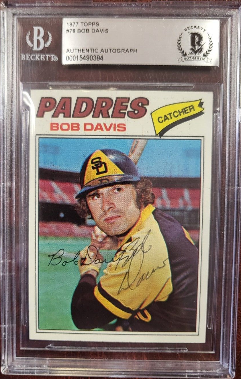 1977 TOPPS BOB DAVIS PADRES SIGNED AUTOGRAPH #78 CARD BECKETT AUTHENTIC