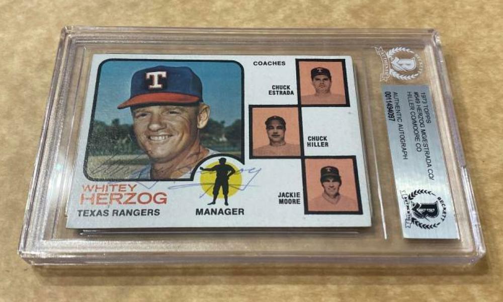 1973 TOPPS WHITEY HERZOG RANGERS SIGNED CARD BECKETT AUTHENTIC AUTOGRAPHED