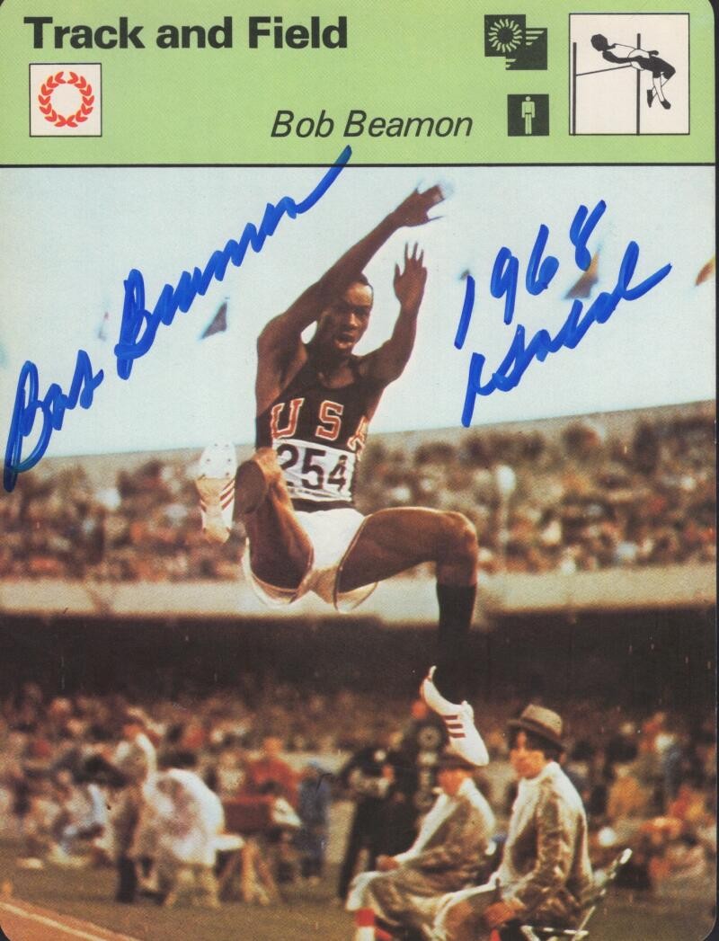 BOB BEAMON 1968 GOLD SIGNED TRACK AND FIELD SPORTSCASTER CARD BECKETT