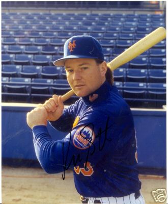 KELLY STINNETT NEW YORK METS SIGNED 8X10 PHOTO W/COA
