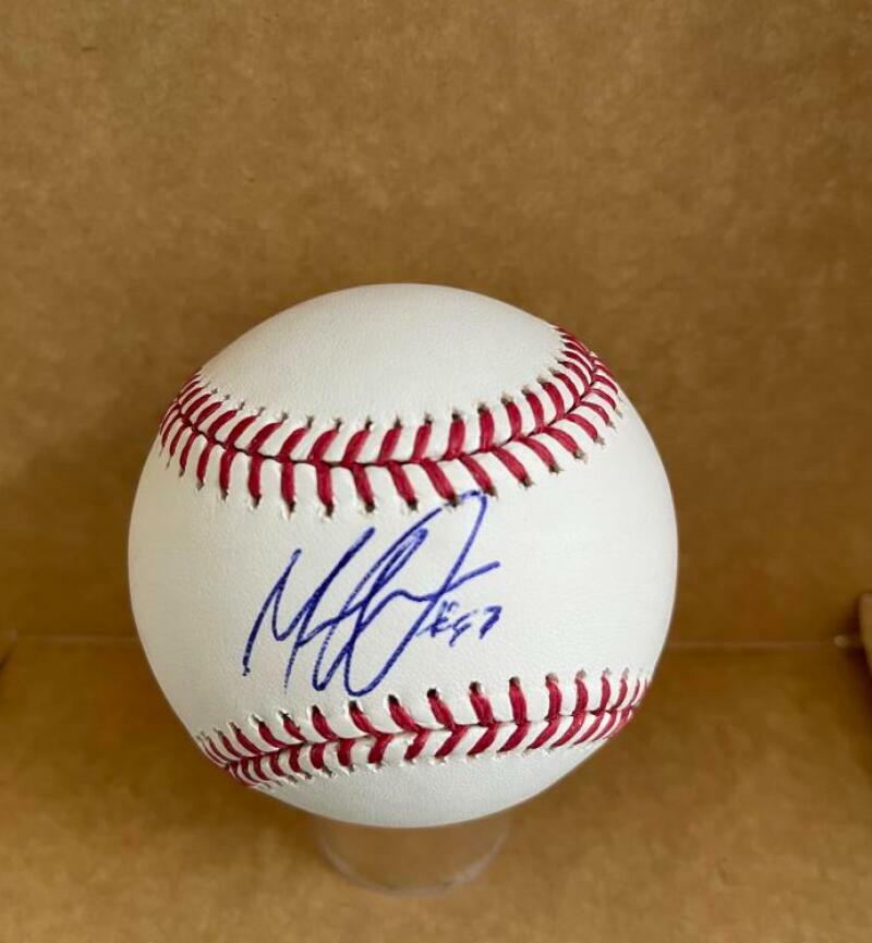MAURICIO LLOVERA PHILADELPHIA PHILLIES ROOKIE YEAR SIGNED M.L. BASEBALL BECKETT 