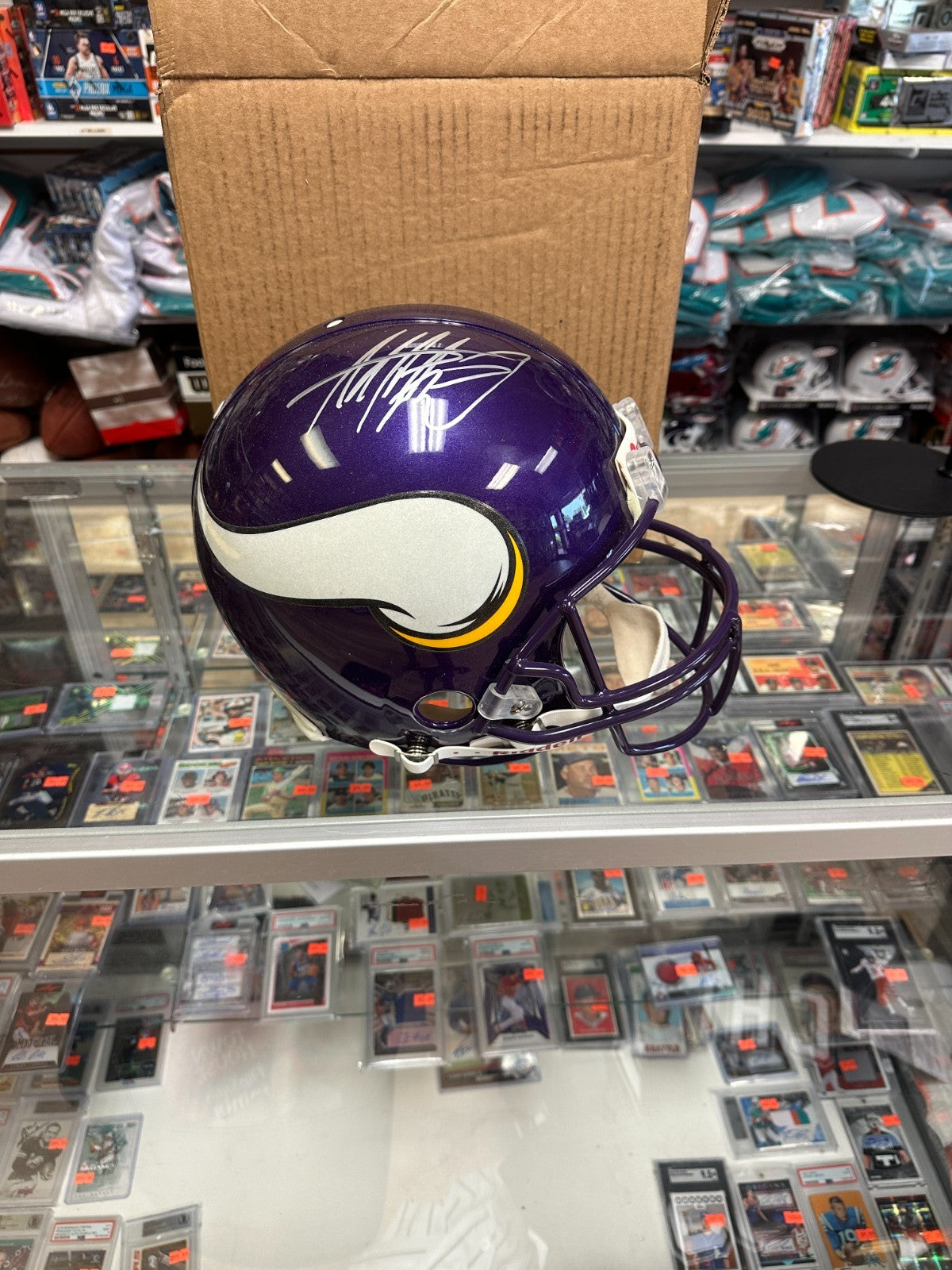 ADRIAN PETERSON VIKINGS SIGNED AUTO FULL SIZE AUTHENTIC  HELMET AD28 COA