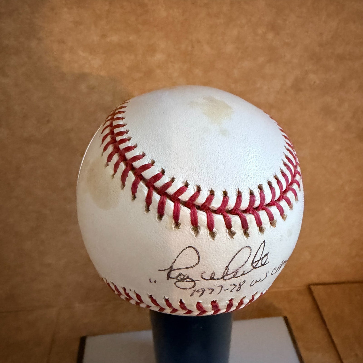 ROY WHITE YANKEES 1977-78 WS CHAMPS  AUTOGRAPHED A.L. BASEBALL BECKETT AUTH