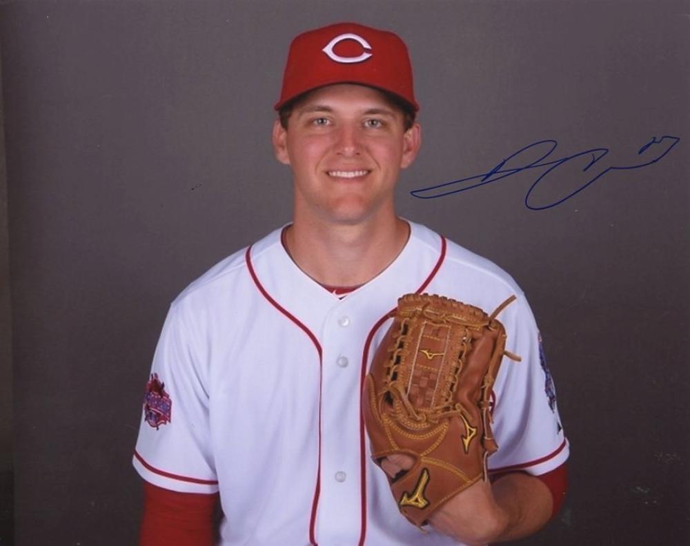 JONATHAN CRAWFORD CINCINNATI REDS SIGNED POSED 8X10 PHOTO W/COA