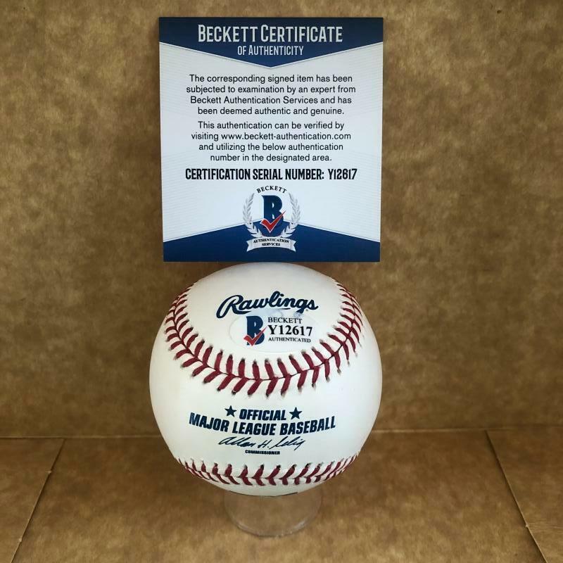 LEO POSADA KANSAS CITY A'S SIGNED AUTOGRAPHED M.L. BASEBALL BECKETT Y12617