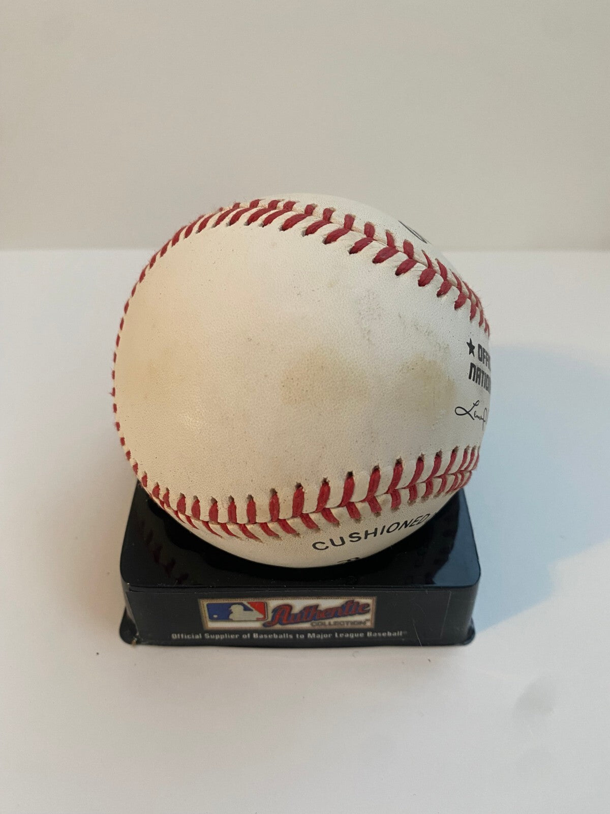 JAVIER LOPEZ ATLANTA BRAVES SIGNED AUTOGRAPHED AUTO N.L. BASEBALL W/COA W/CUBE