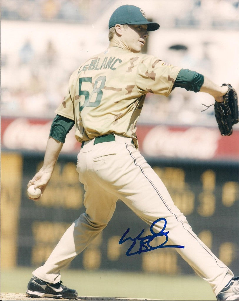 WADE LEBLANC SAN DIEGO PADRES SIGNED 8X10 PHOTO W/COA