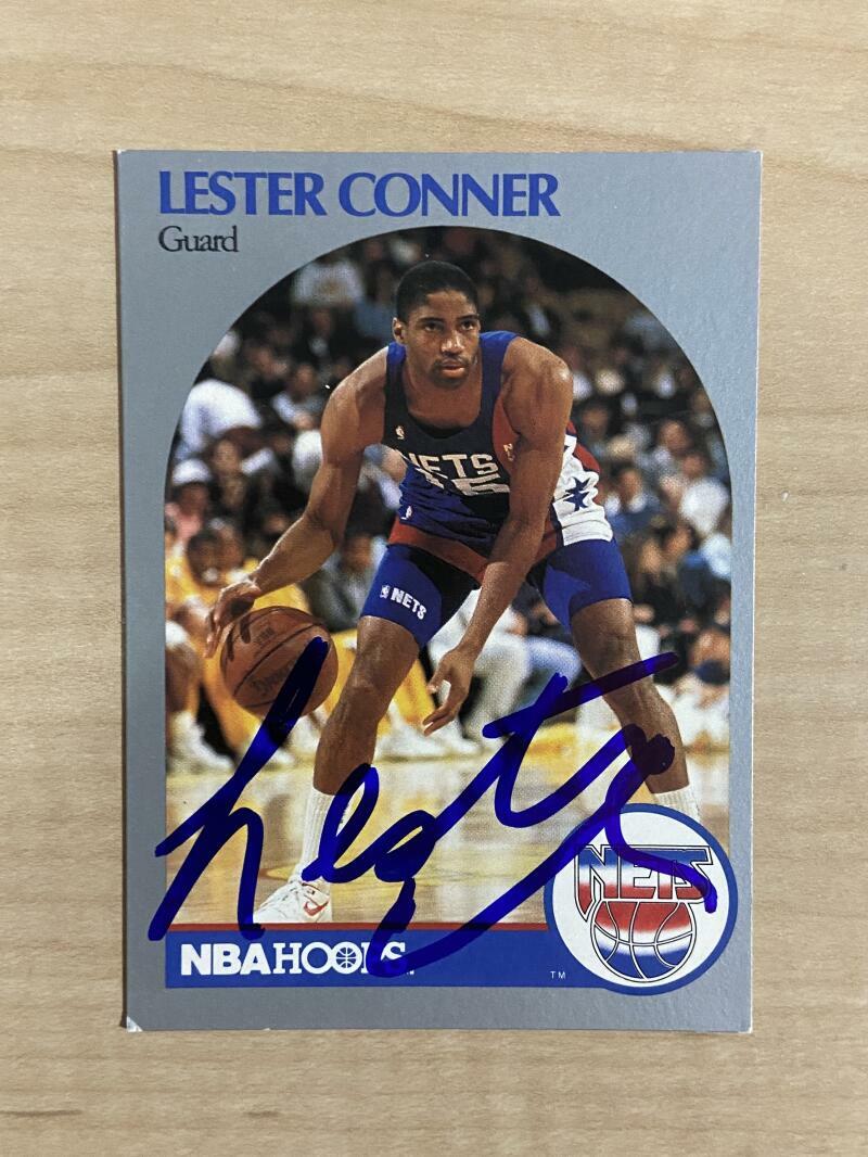 LESTER CONNER NEW JERSEY NETS SIGNED AUTOGRAPHED 90-91 NBA HOOPS CARD #195 W/COA