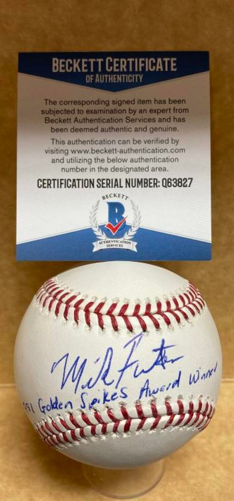 MIKE FUENTES 1981 GOLDEN SPIKES AWARD WINNER SIGNED M.L. BASEBALL BECKETT Q63827