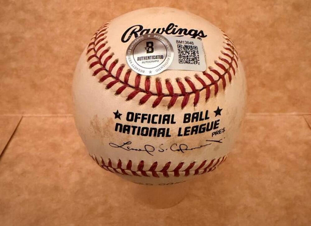 CAL RIPKEN JR. BALTIMORE ORIOLES SIGNED AUTOGRAPHED N.L. BASEBALL BECKETT AUTH