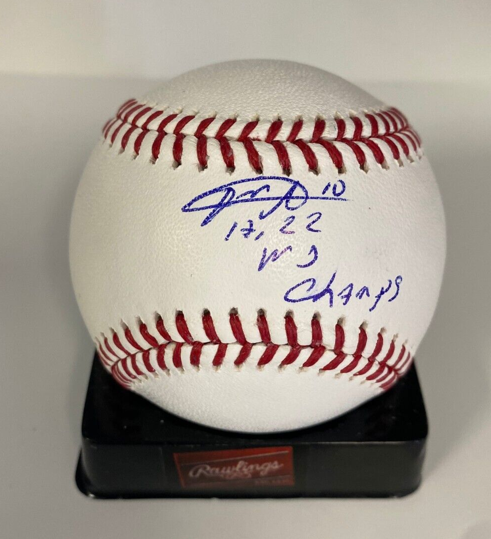 YULI GURRIEL HOUSTON ASTROS 2017,22 WS CHAMPS SIGNED AUTO M.L. BASEBALL BECKETT