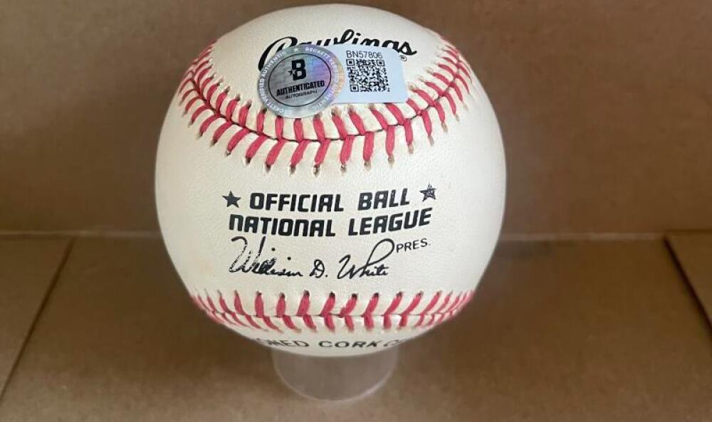 TOM SEAVER METS SIGNED AUTO VINTAGE N.L. BASEBALL BECKETT AUTH 