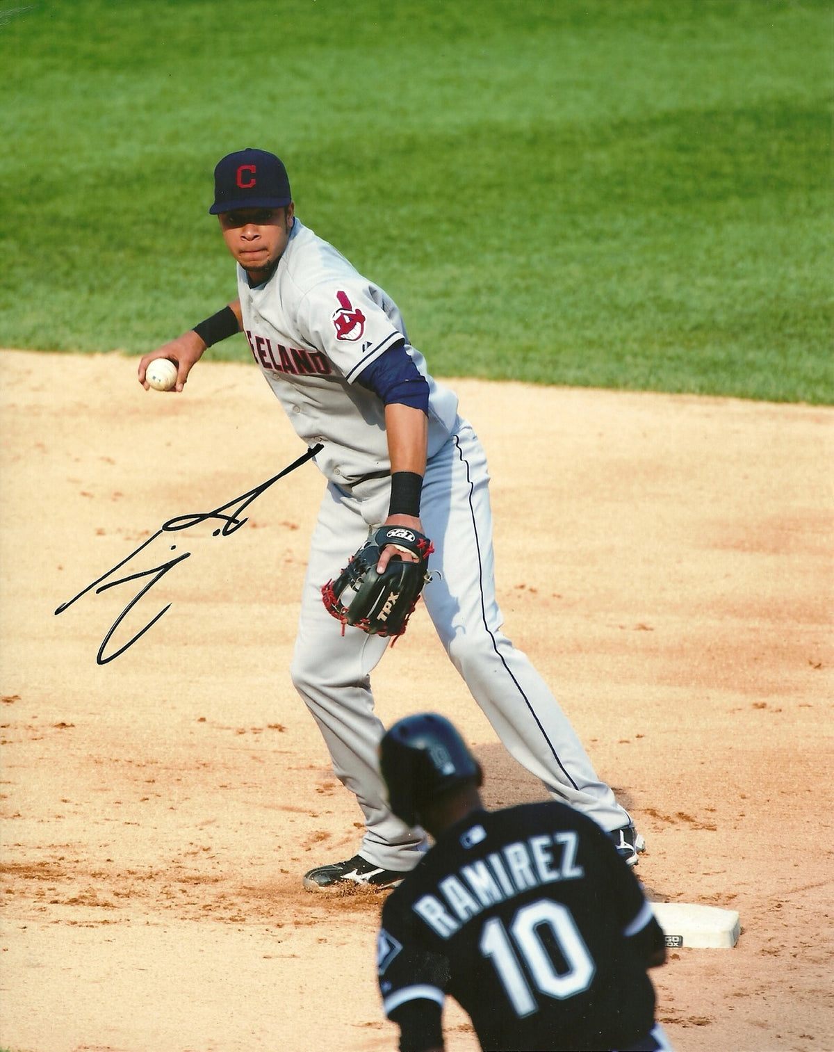 JUAN DIAZ CLEVELAND INDIANS SIGNED AUTOGRAPHED 8x10 PHOTO W/COA