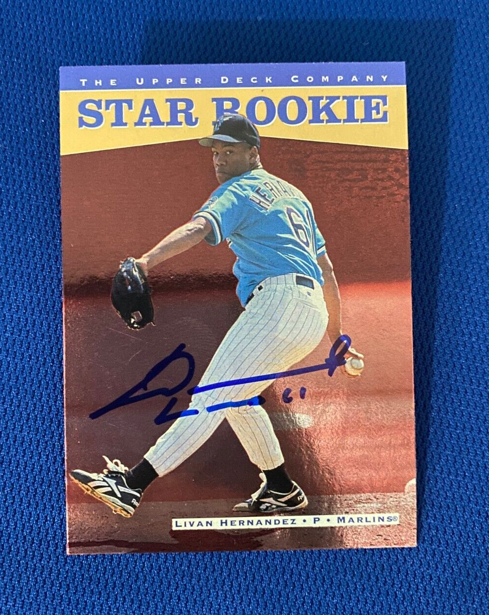 1996 UPPER DECK LIVAN HERNANDEZ MARLINS RC AUTOGRAPH SIGNED CARD #244 W/COA **