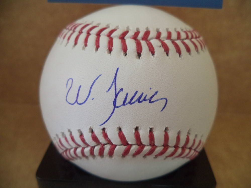 WANDER JAVIER MINNESOTA TWINS ROOKIE YEAR SIGNED M.L. BASEBALL BECKETT R07637