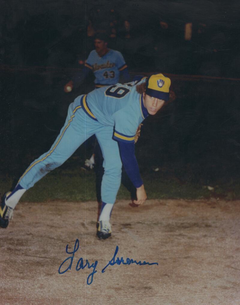 LARY SORENSON MILWAUKEE BREWERS SIGNED AUTOGRAPHED 8X10 PHOTO W/ COA