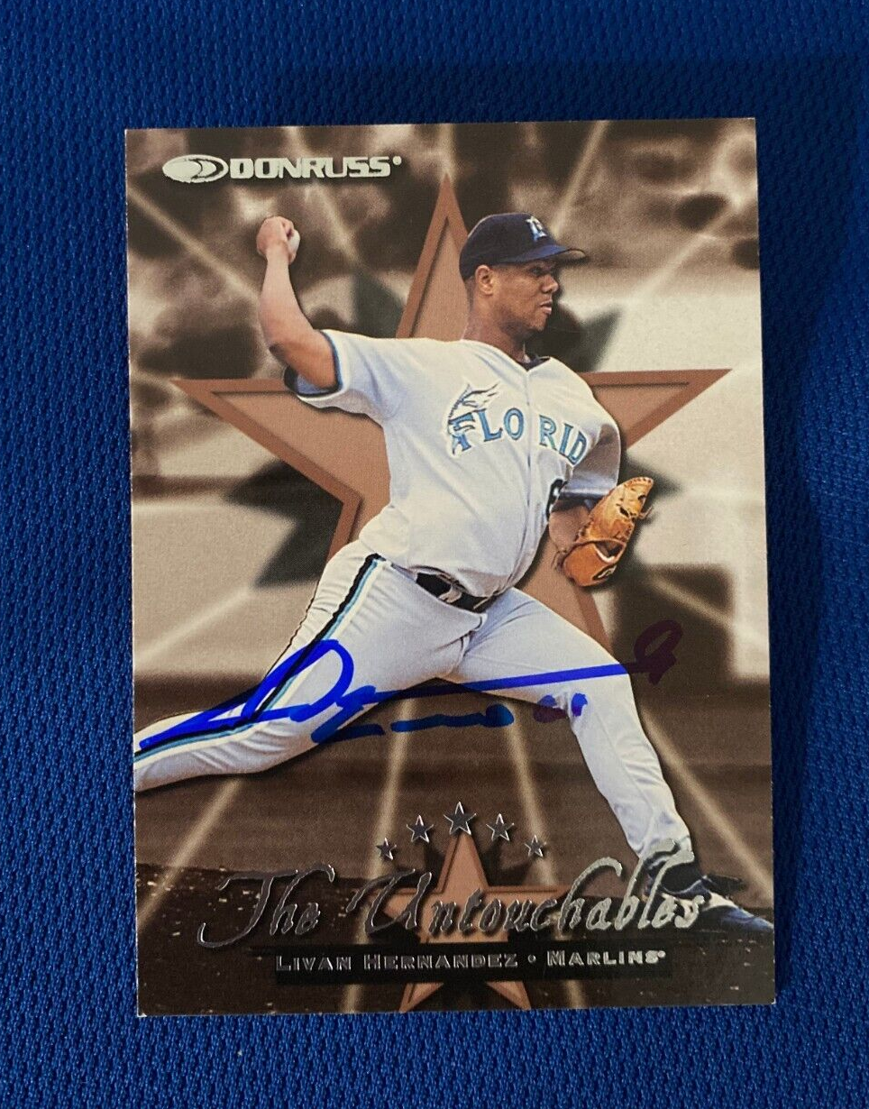 1998 DONRUSS UNTOUCHABLES LIVAN HERNANDEZ MARLINS AUTOGRAPH SIGNED CARD #376 COA