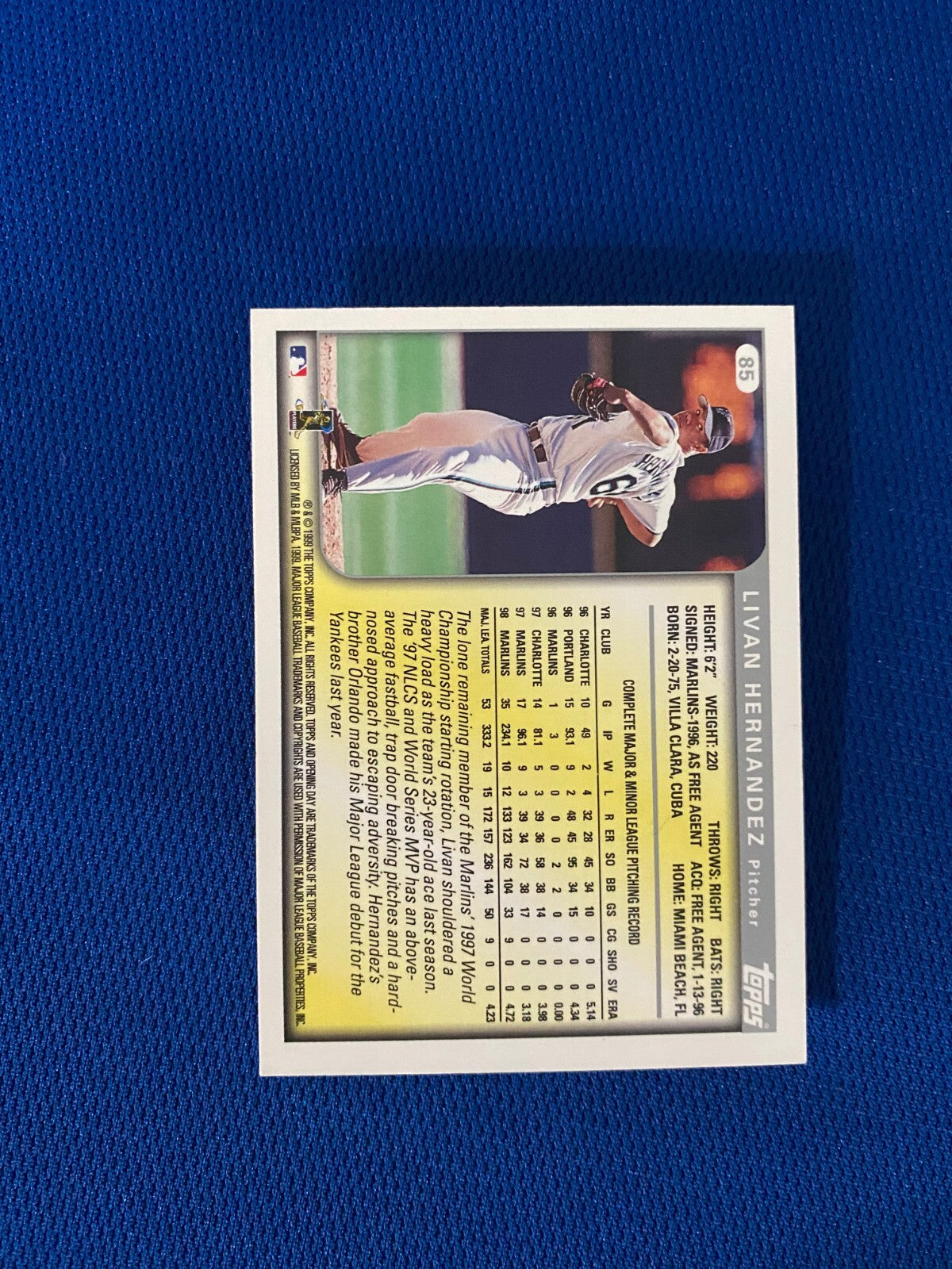 1999 TOPPS OPENING DAY LIVAN HERNANDEZ MARLINS AUTOGRAPH SIGNED CARD #85 W/COA