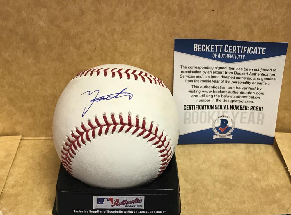 YADIER ALVAREZ LOS ANGELES DODGERS SIGNED ROOKIE YEAR  M.L. BASEBALL BECKETT AUT
