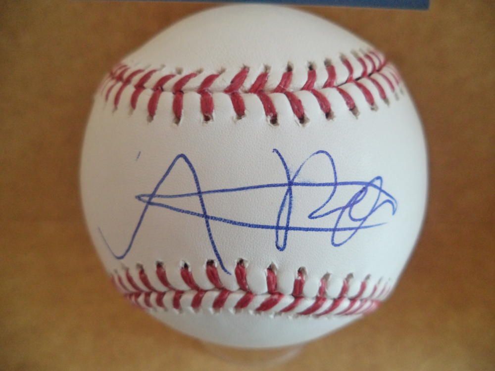 ADRIAN RONDON TAMPA BAY RAYS ROOKIE YEAR SIGNED M.L BASEBALL BECKETT R01268