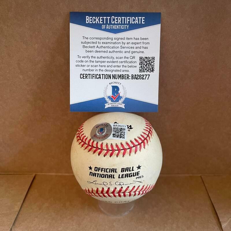 MATT WILLIAMS SAN FRANCISCO GIANTS SIGNED AUTO N.L BASEBALL BECKETT COA BA26277