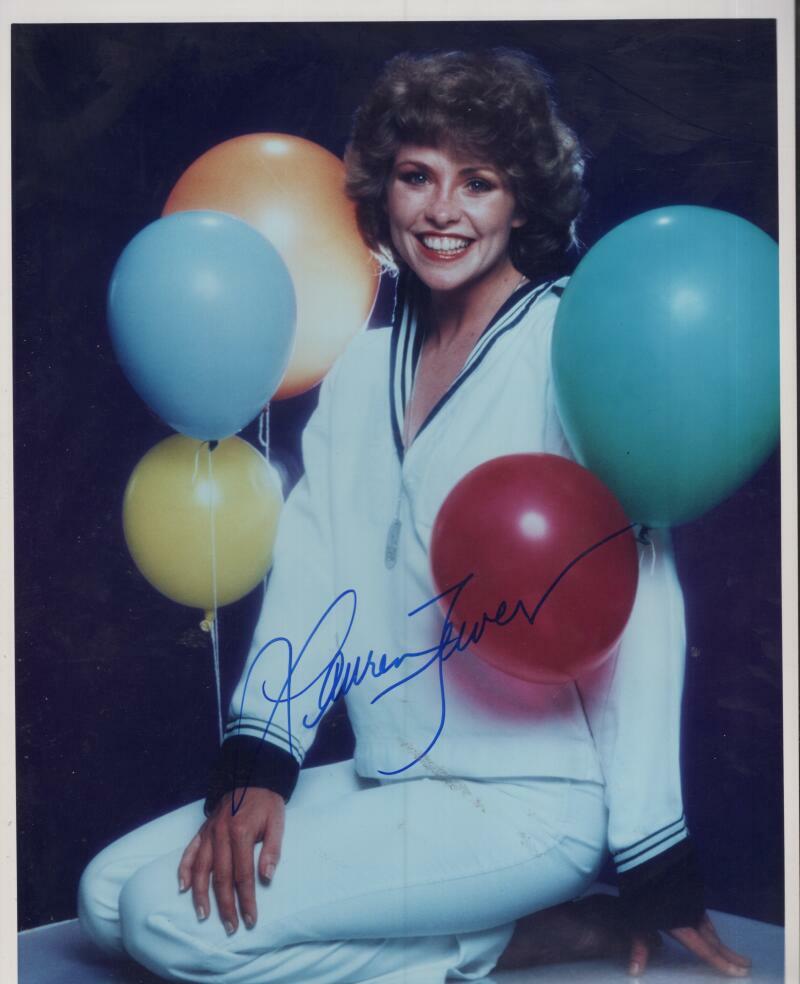 LAUREN TEWES ACTRESS  SIGNED AUTOGRAPHED 8X10 PHOTO W/ COA