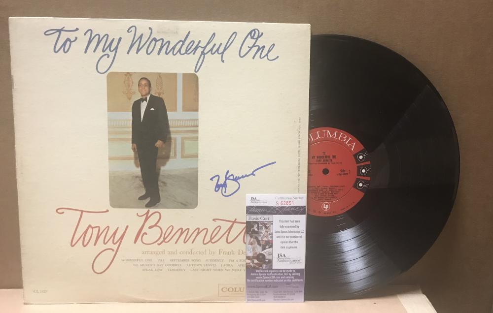TONY BENNETT "TO MY WONDERFUL ONE"  SIGNED VINYL LP RECORD JSA S62851