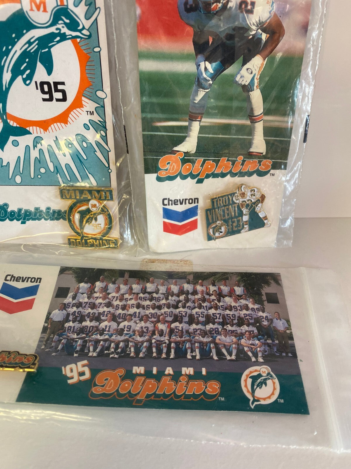VINTAGE 1990'S NFL FOOTBALL MIAMI DOLPHINS 3PC PIN SET