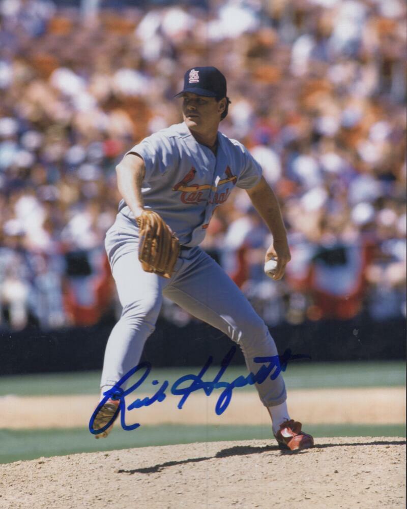 RICK HONEYCUTT  ST. LOUIS CARDINALS SIGNED AUTOGRAPHED 8X10 PHOTO W/ COA