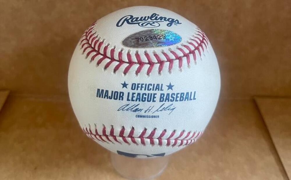RON GUIDRY YANKEES SIGNED AUTOGRAPHED M.L. BASEBALL BECKETT AUTH