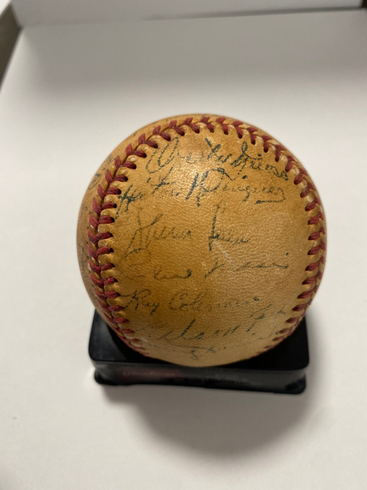 1952 CHICAGO WHITE SOX TEAM SIGNED AUTOGRAPHED BASEBALL BECKETT LOA VINTAGE