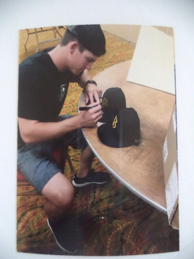 KEVIN NEWMAN SIGNED 2017 GAME USED ALTOONA CURVE CAP W/PHOTO PROOF PIRATES B