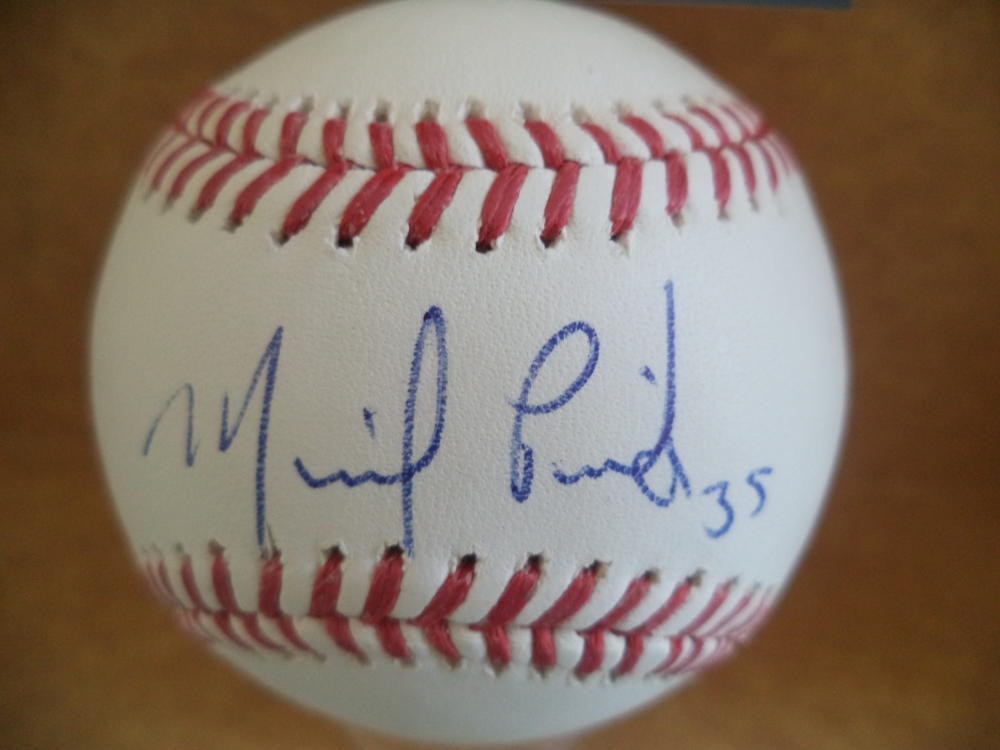 MICHAEL PINEDA MINNESOTA TWINS SIGNED AUTOGRAPHED M.L. BASEBALL BECKETT D27324