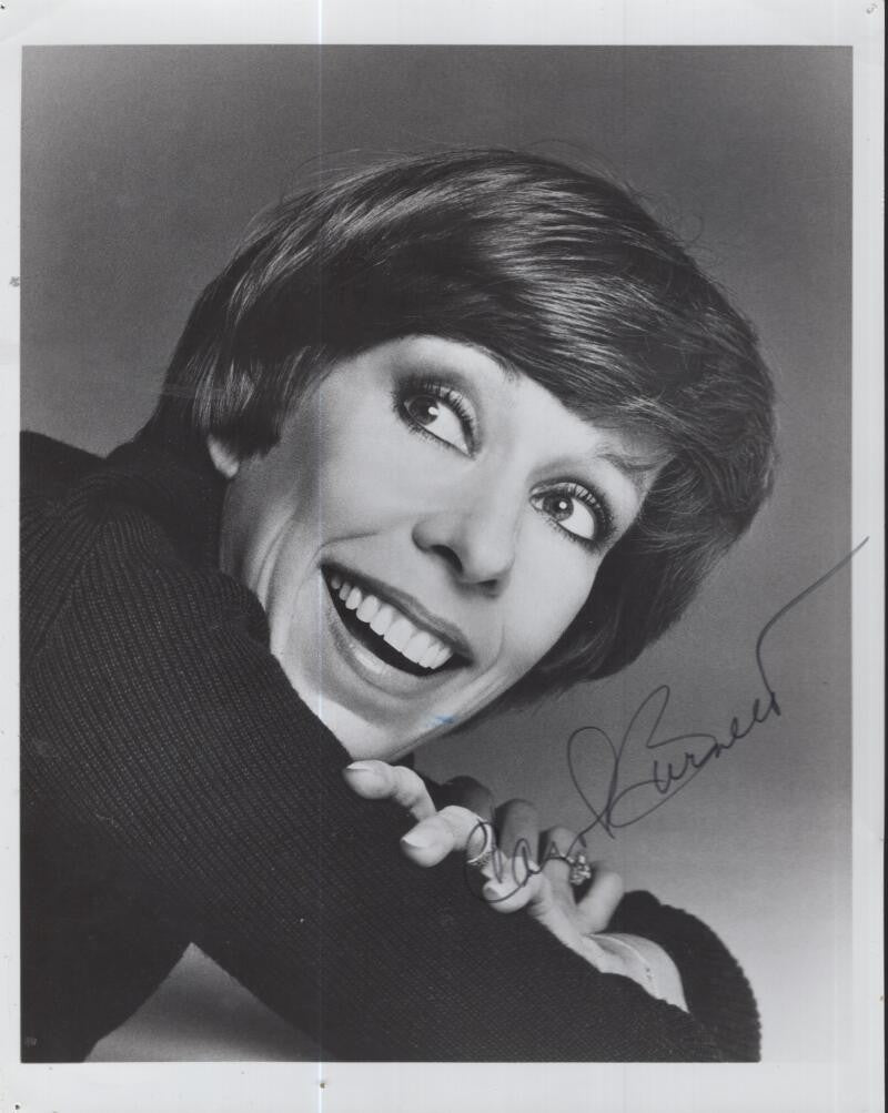 CAROL BURNETT LEGEND COMEDY SIGNED AUTOGRAPHED 8X10 PHOTO JSA AF50243