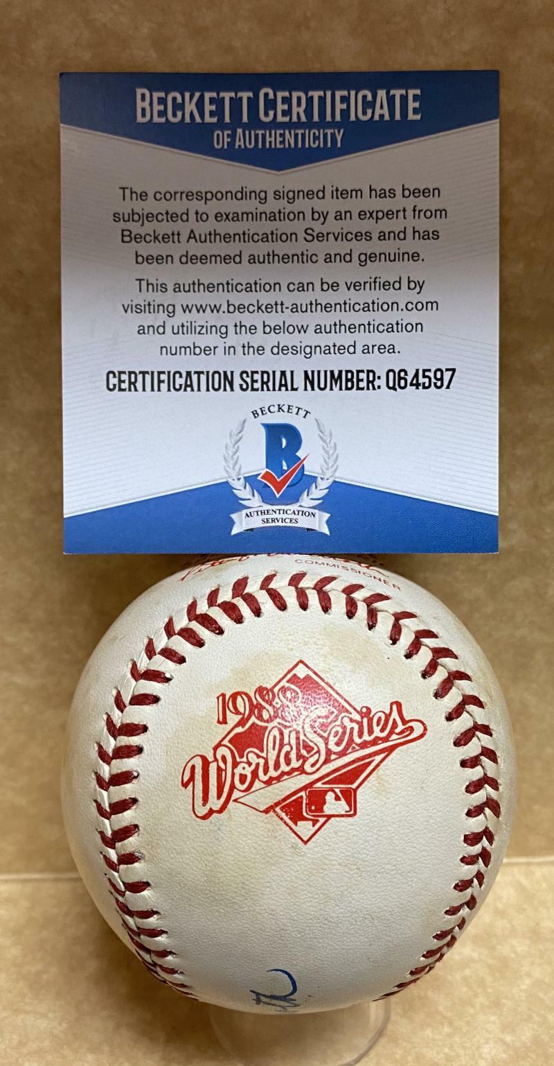 PETER UEBERROTH BASEBALL COMMISSIONER PERS SIGNED ON 1998 WS BASEBALL Q64597