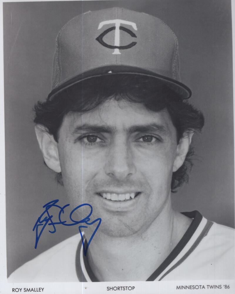 ROY SMALLEY TWINS SIGNED AUTOGRAPHED 8X10 PHOTO W/ COA