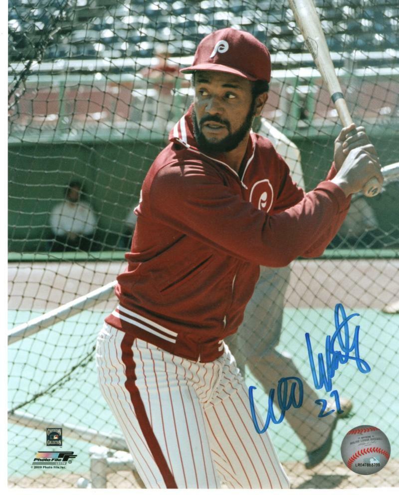 WILLIE MONTANEZ PHILADELPHIA PHILLIES  SIGNED AUTOGRAPHED 8X10 PHOTO W/ COA