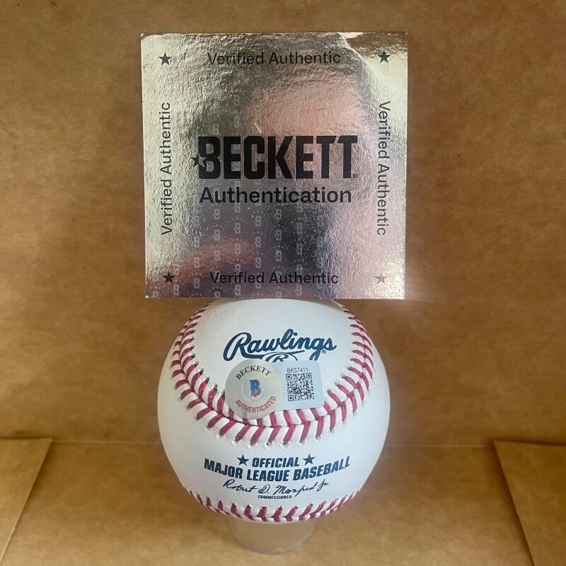 PAUL MOLITOR  BREWERS/TWINS 3319 HITS SIGNED AUTO M.L. BASEBALL BECKETT AUTH