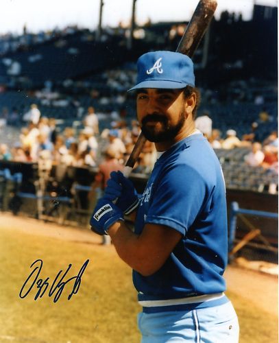OZZIE  VIRGIL  ATLANTA  BRAVES    SIGNED 8X10