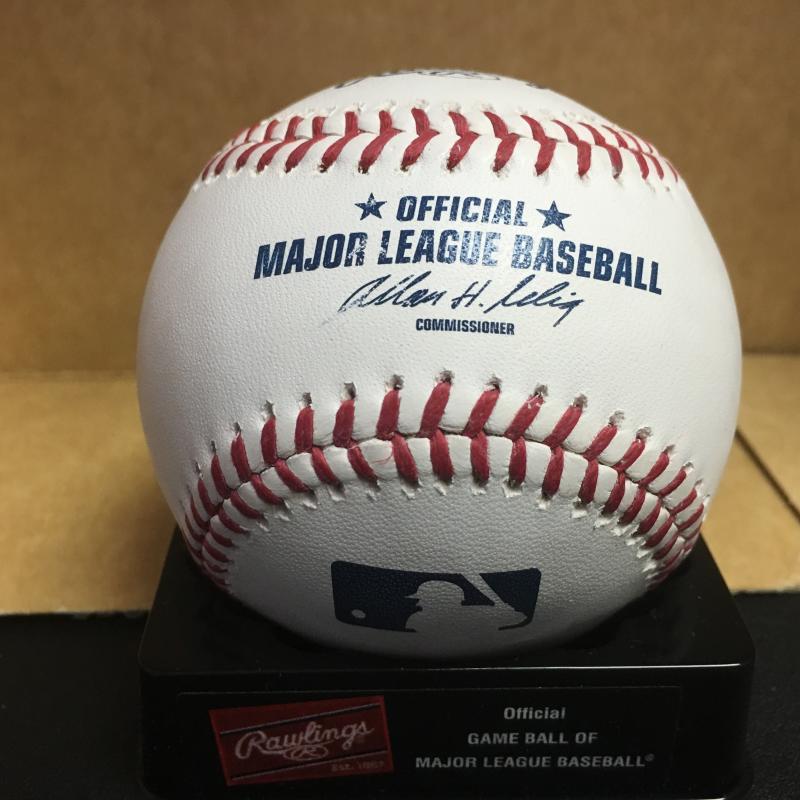 VIDAL NUNO YANKEES/DIAMONDBACKS M.L. SIGNED BASEBALL W/COA