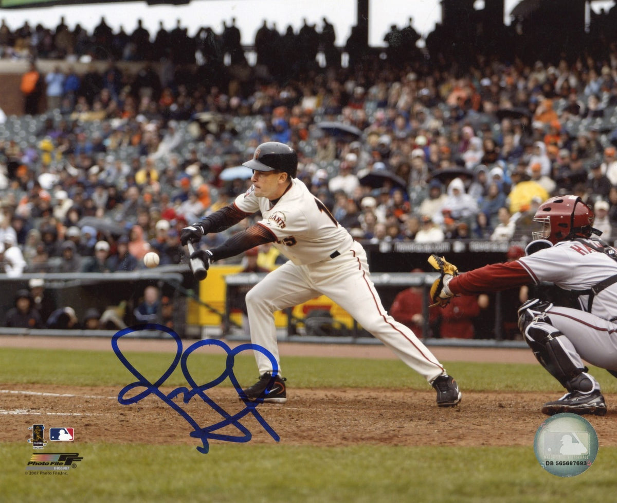OMAR  VIZQUEL  SAN  FRANCISCO  GIANTS  AUTOGRAPHED  SIGNED  8X10  PHOTO