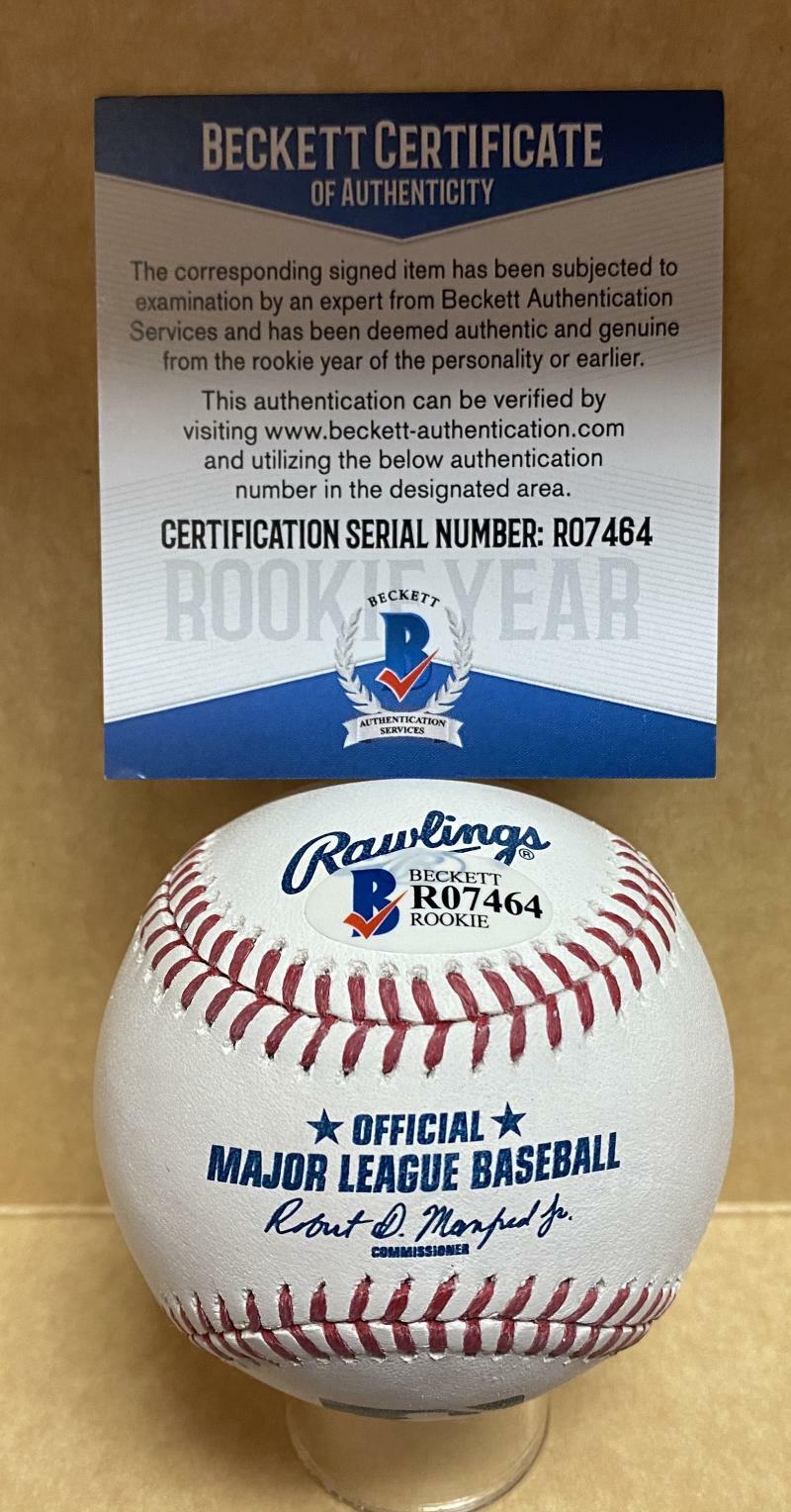 ELOY JIMENEZ CHICAGO WHITE SOX ROOKIE YEAR SIGNED M.L. BASEBALL BECKETT R07464
